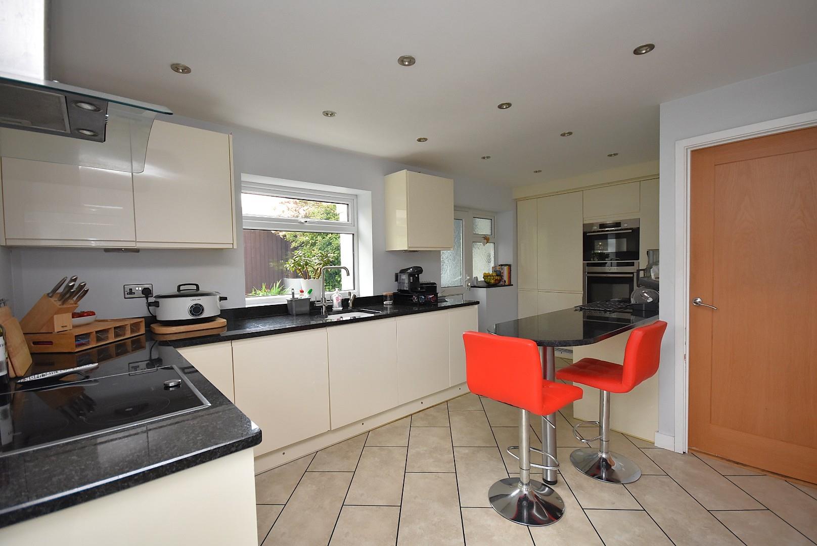 4 Myrtle Close, Penarth, CF64 3NQ